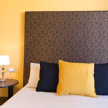 Hotel Al Porto Di Cagliari Esterno foto