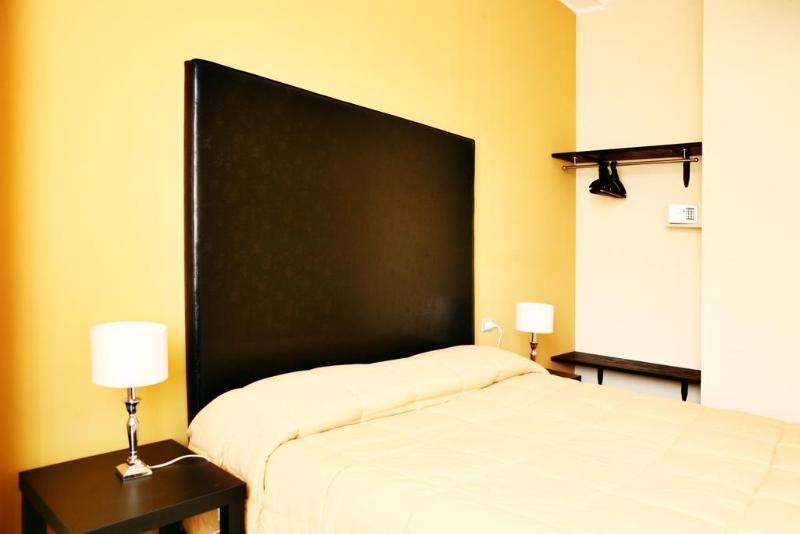 Hotel Al Porto Di Cagliari Esterno foto