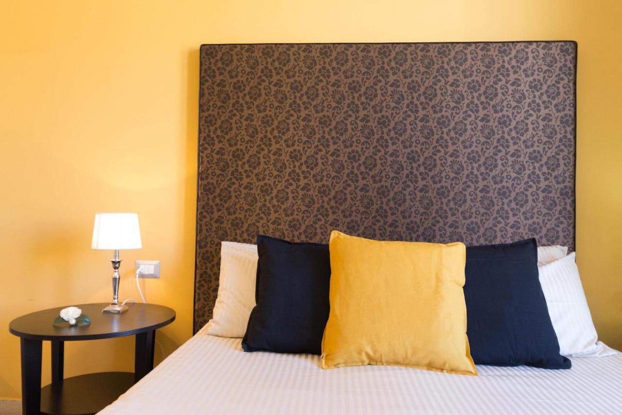 Hotel Al Porto Di Cagliari Esterno foto